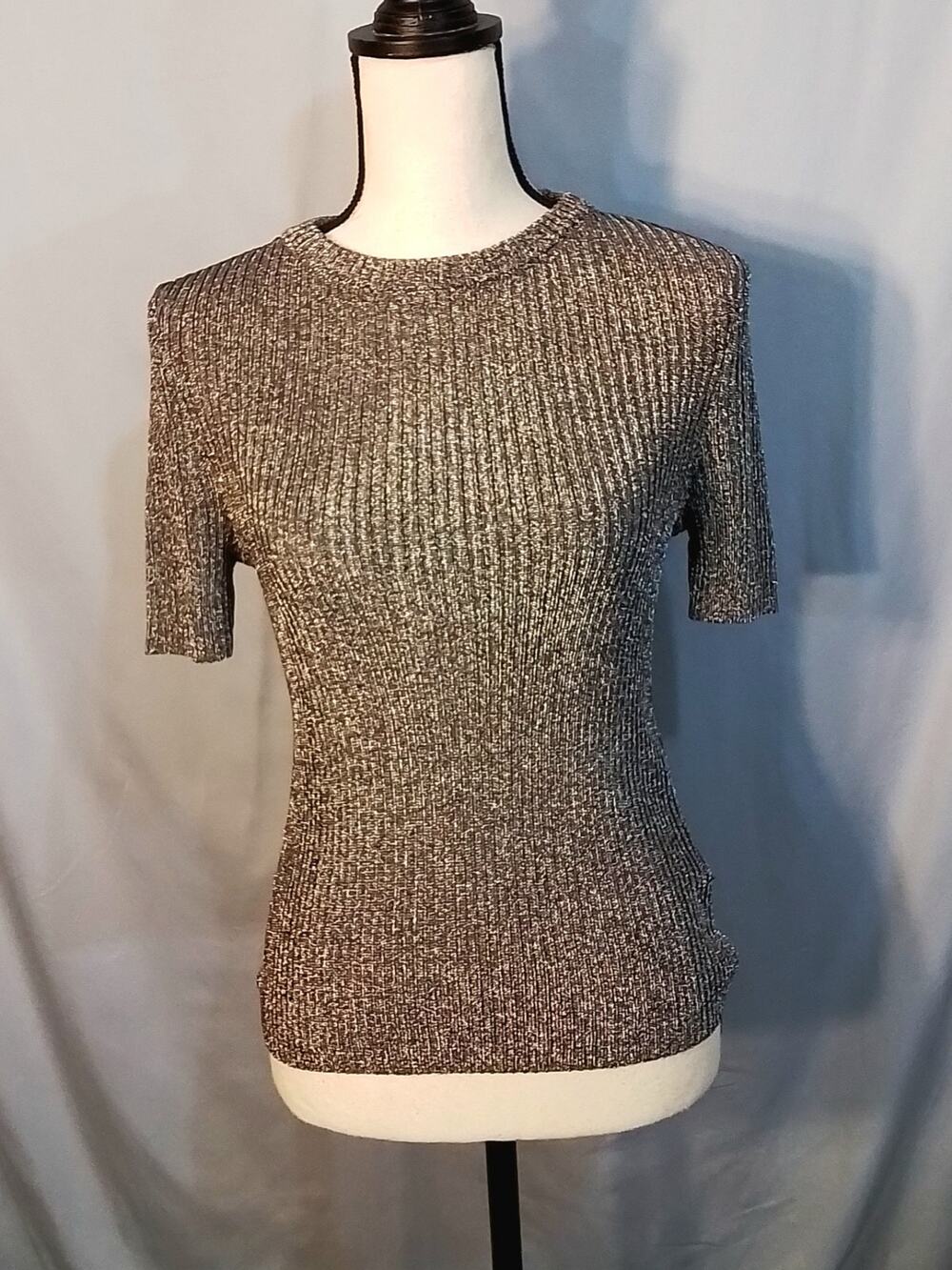 H&M Steel color stretchy top .Threads sparkle